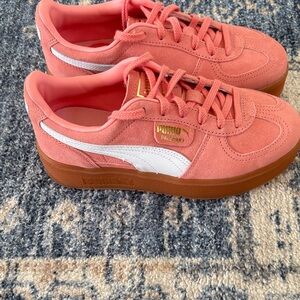 Palermo Elevata
Platform Sneaker
In Pink Fruit-Gum color